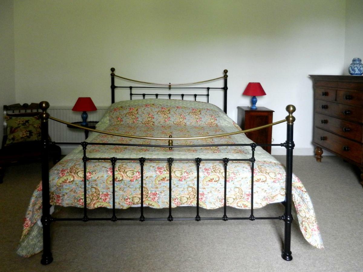 Cilwen Country House Bed And Breakfast Abernant Kültér fotó